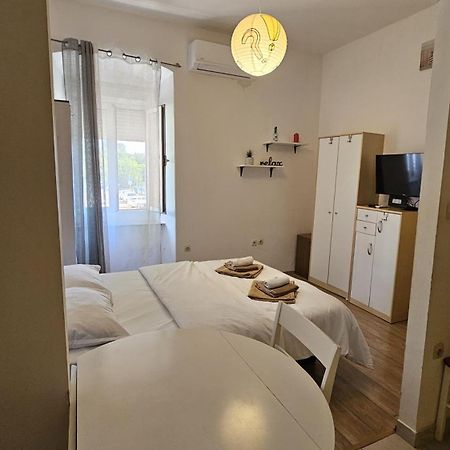 Studio Apartment Kiki For 2, Near Old Town & Beach, Free Wifi Задар Экстерьер фото