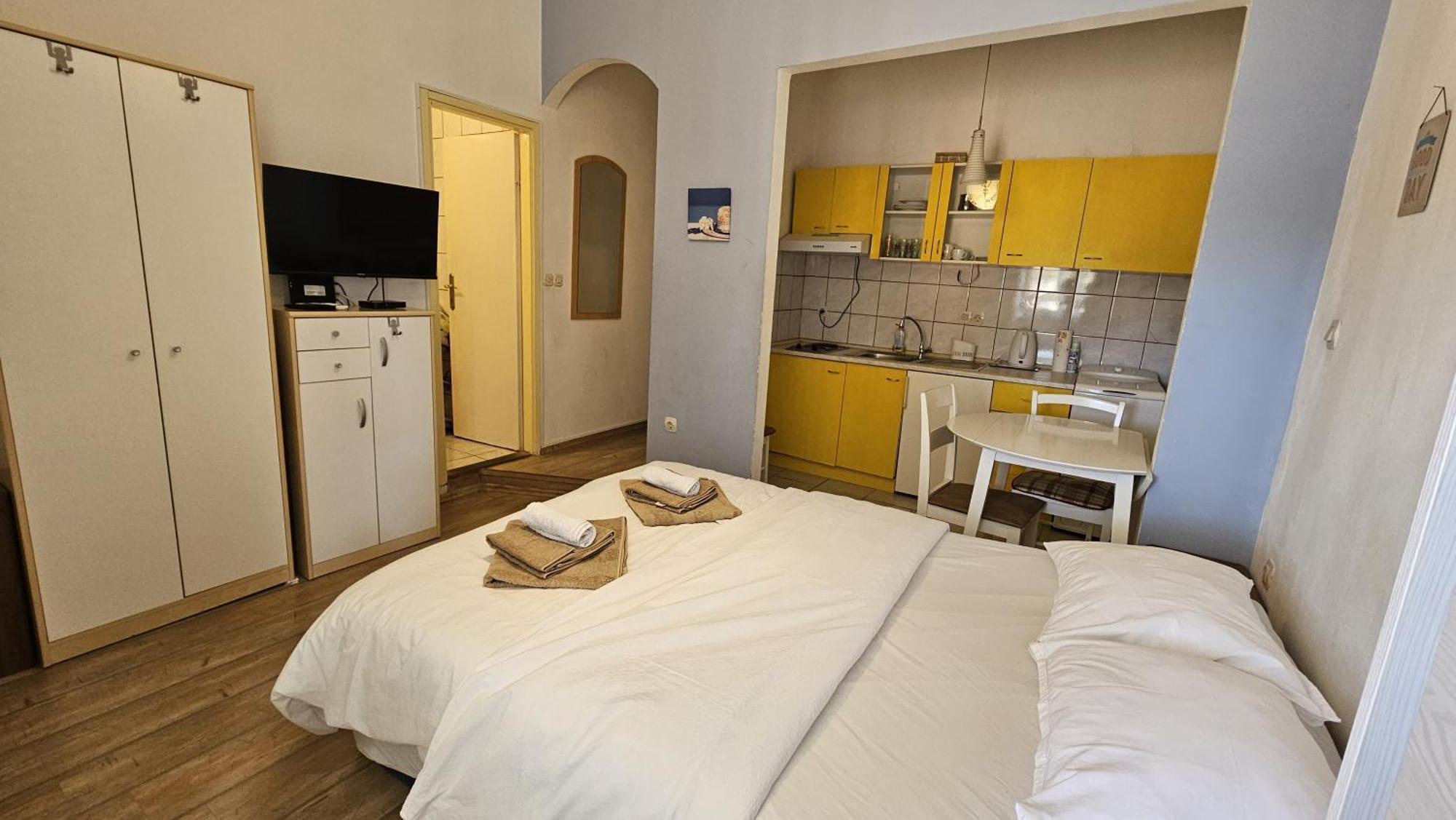 Studio Apartment Kiki For 2, Near Old Town & Beach, Free Wifi Задар Экстерьер фото